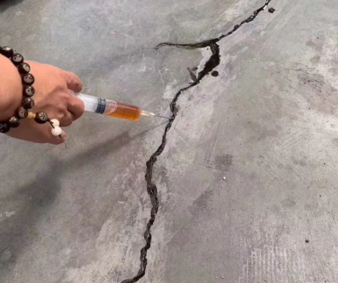达拉特混凝土裂缝修补技术详解​